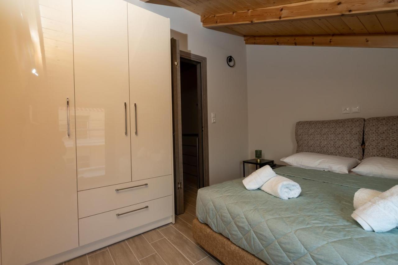 Comfy & Stylish Apt In Ioannina Apartment Bagian luar foto